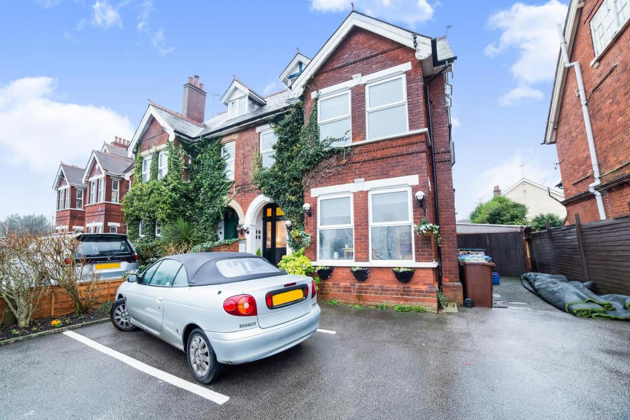 Airport Lodge Farnborough  Dış mekan fotoğraf