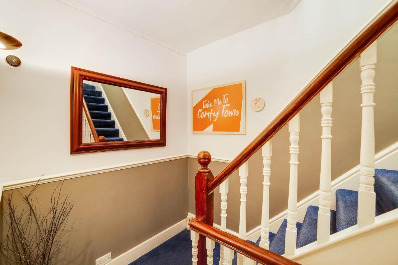 Airport Lodge Farnborough  Dış mekan fotoğraf