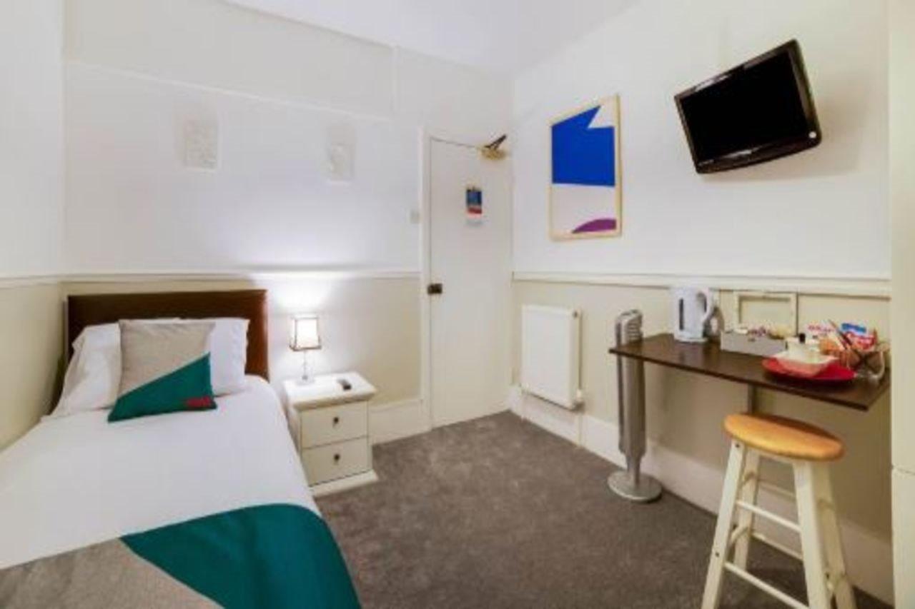 Airport Lodge Farnborough  Dış mekan fotoğraf